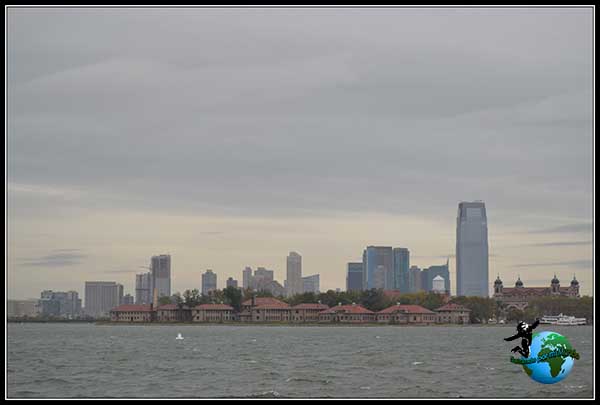 Zona financiera de New York desde el Ferry a Liberty Island