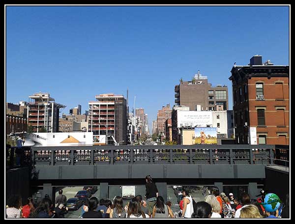 Uno de los accesos al High Line Elevated Park de New York