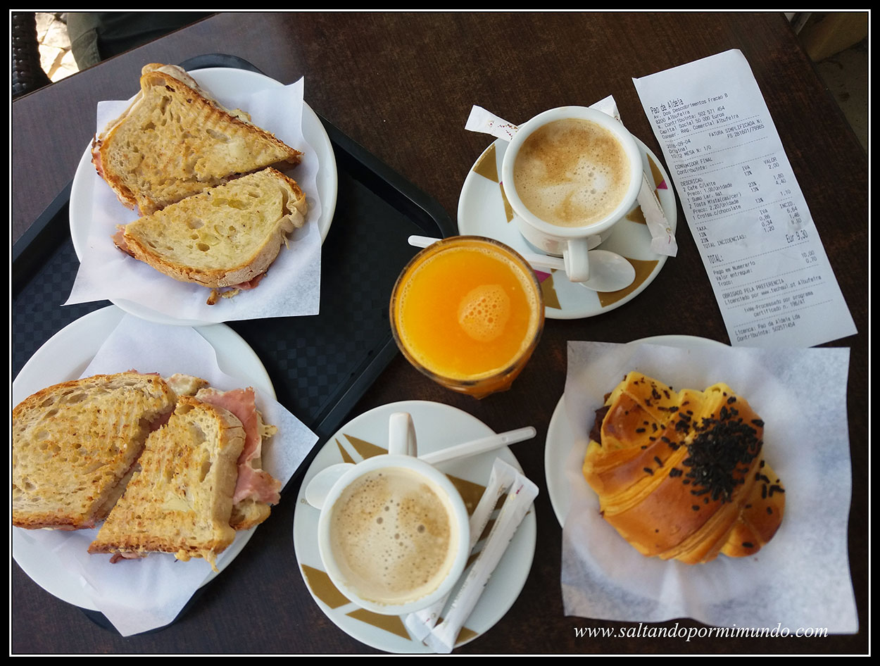 Desayunando en Albufeira, Algarve