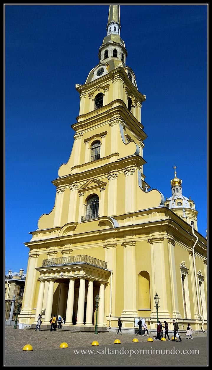 Catedral de San Pedro y San Pablo en San Petersburgo.