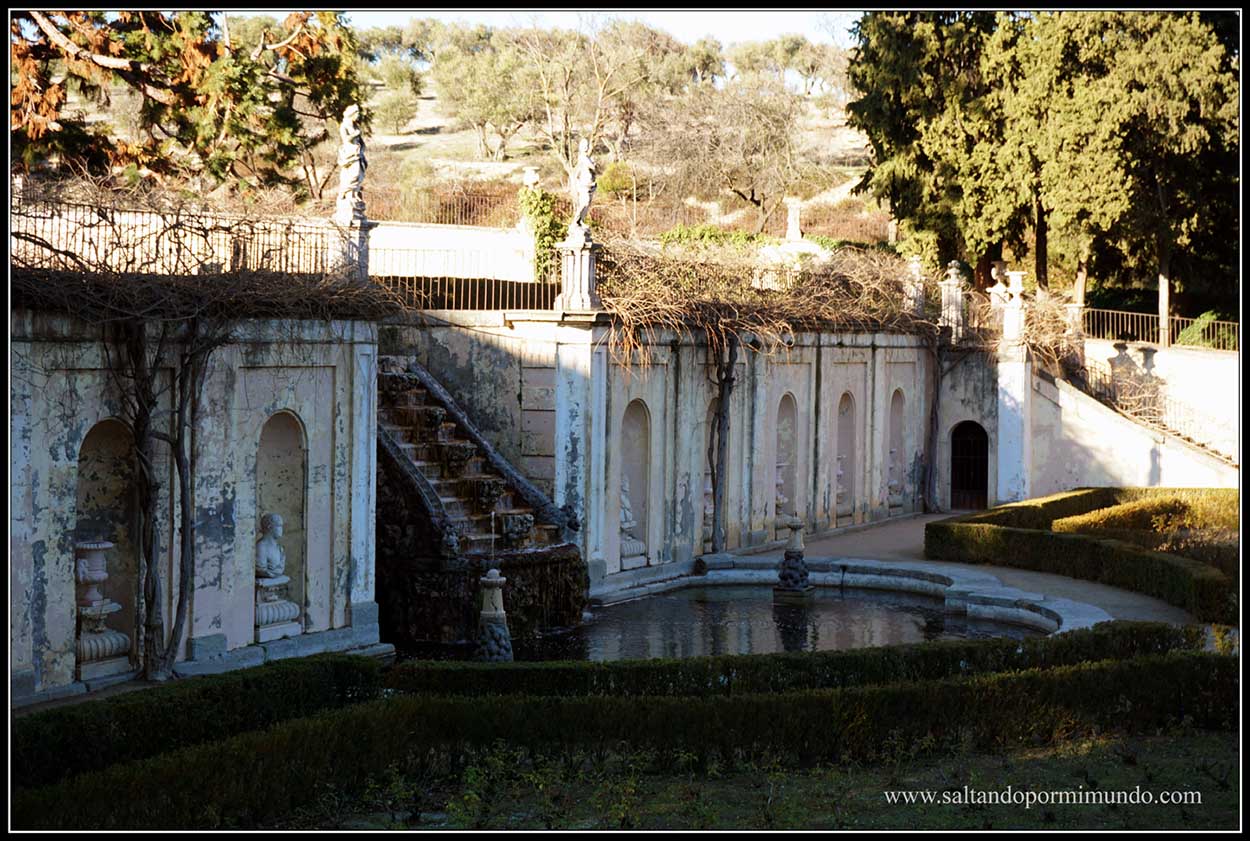 Jardines barrocos en la Quinta del Duque de Arco.