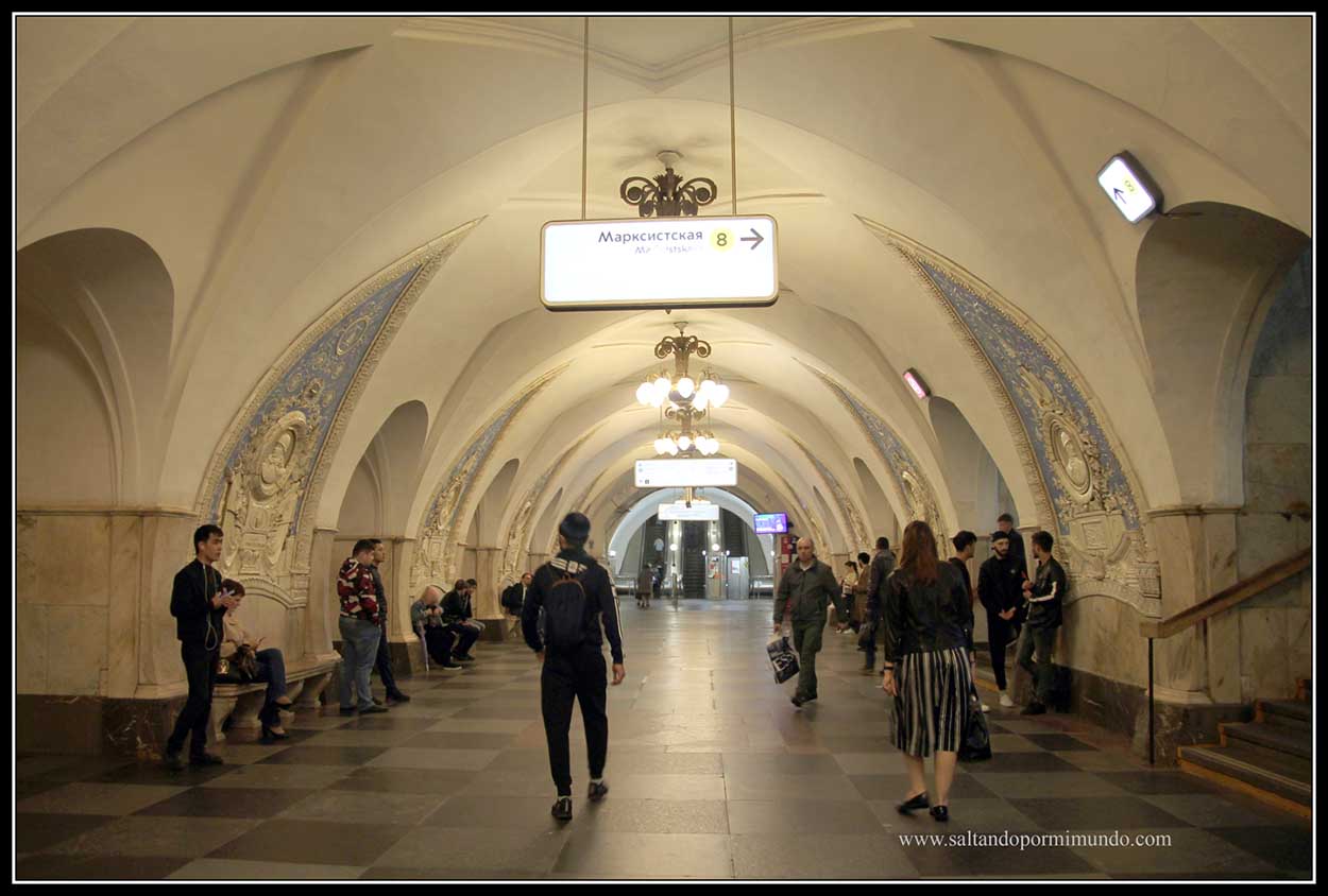 Metro Taganskayaii