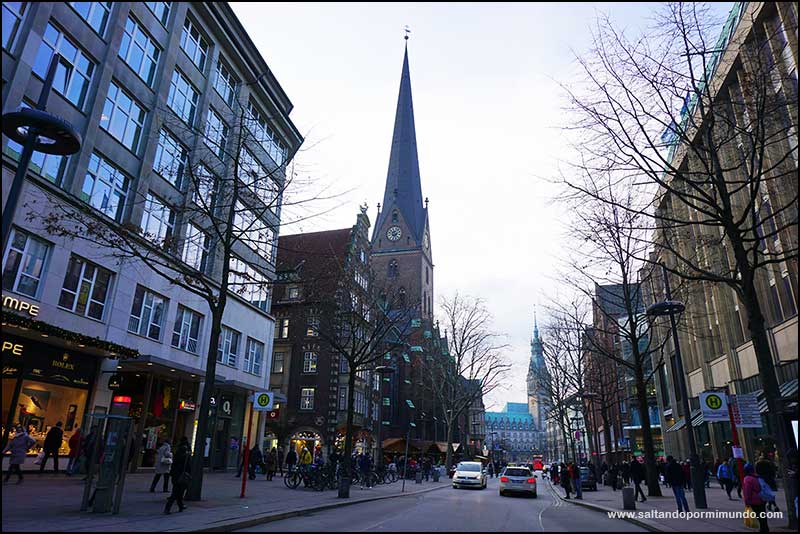 Las mejores vistas de Hamburgo desde el mirador de la torre de la Iglesia de San Pedro