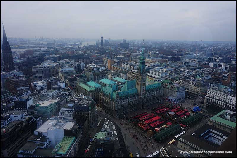 Las mejores vistas de Hamburgo se encuentran en la torre de San Pedro